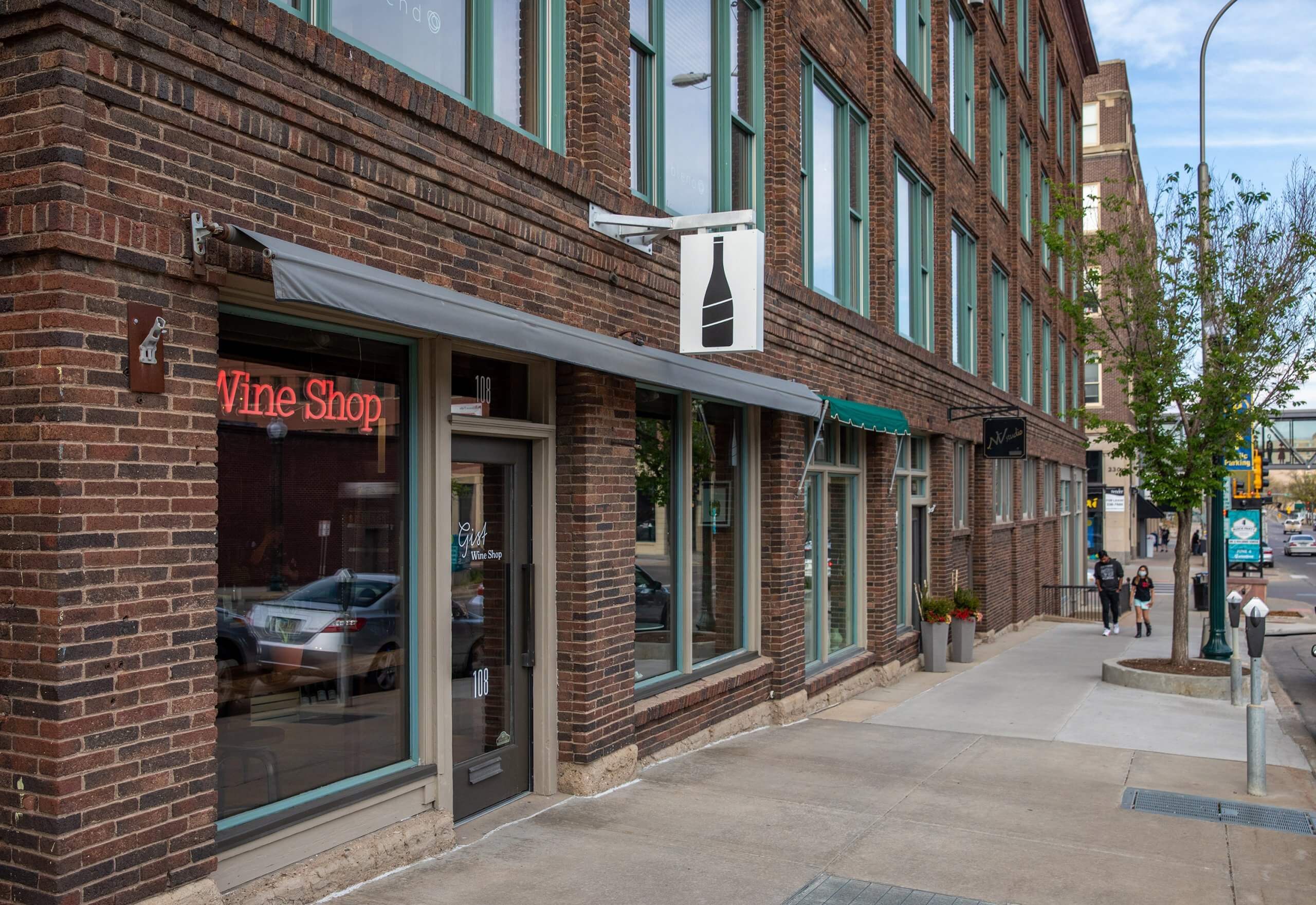 Two New Spots For Downtown Dining, Sipping And Shopping | Startup Sioux ...